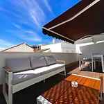 Atico Triana 100 Meters With Terrace And Parking アパート *