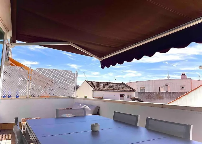 Apartmán Atico Triana 100 Meters With Terrace And Parking